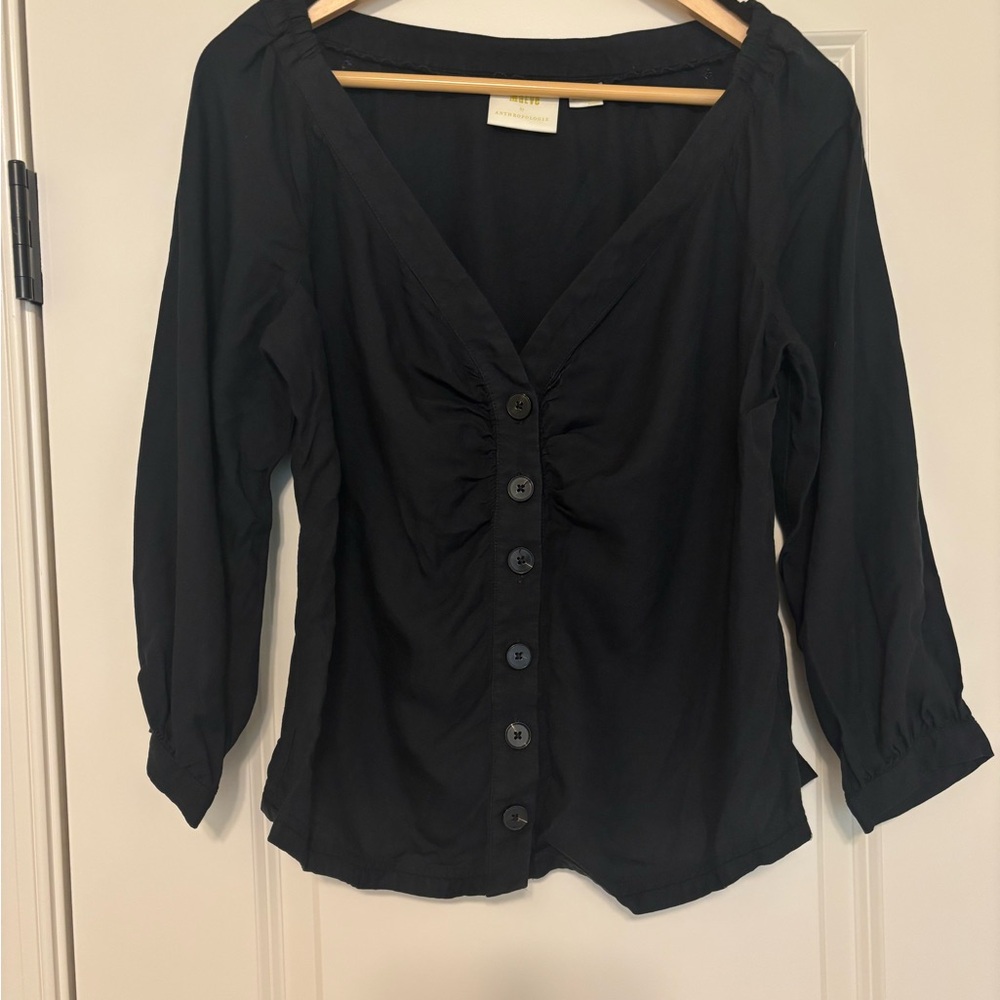 EUC - Maeve Fitted Blouse